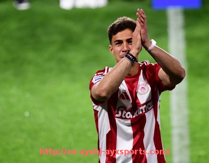 爱游戏体育-西甲联赛足球集锦的精彩时刻与回放指南