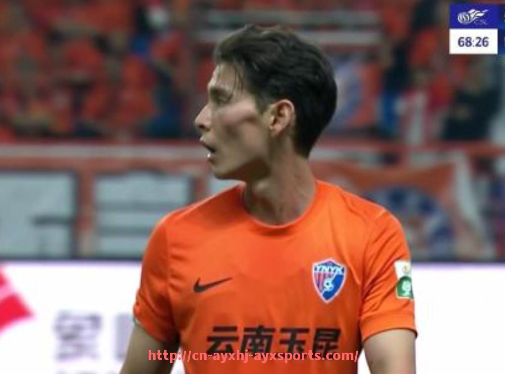 爱游戏体育-世俱杯历史上赢得冠军的非热门球队及其背后故事